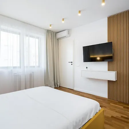 The Artist Center Apartment