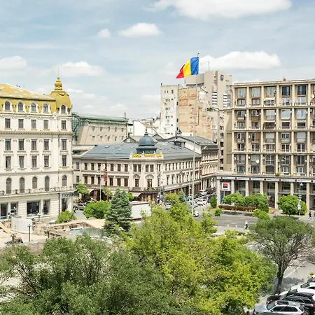 The Artist Center Апартаменти